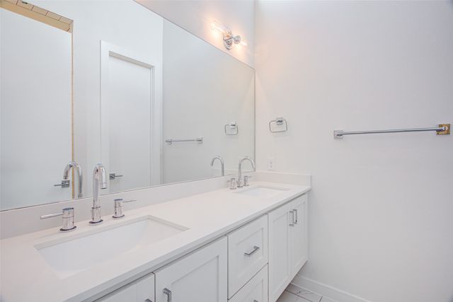 2180 Bennett Avenue 205, Dallas, TX 75206