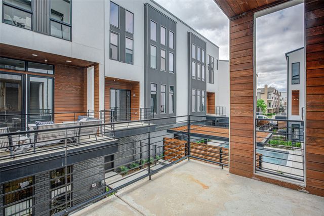 2180 Bennett Avenue 205, Dallas, TX 75206