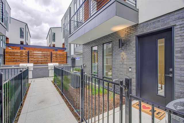 2180 Bennett Avenue 205, Dallas, TX 75206