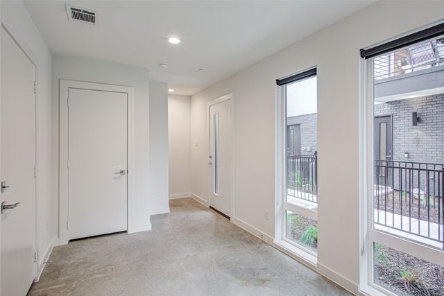 2180 Bennett Avenue 205, Dallas, TX 75206