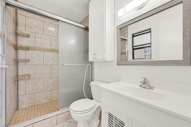 9208 Carousel Lane, Houston, TX 77080