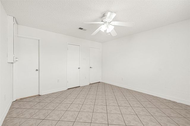 9208 Carousel Lane, Houston, TX 77080