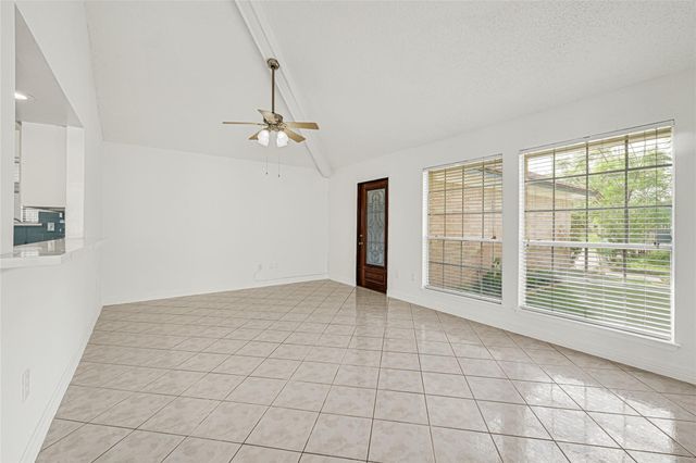 9208 Carousel Lane, Houston, TX 77080