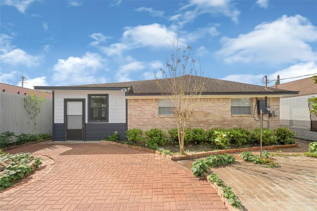 9208 Carousel Lane, Houston, TX 77080