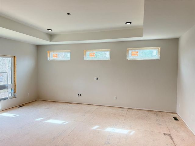 1921 Legacy Drive, Eau Claire, WI 54703