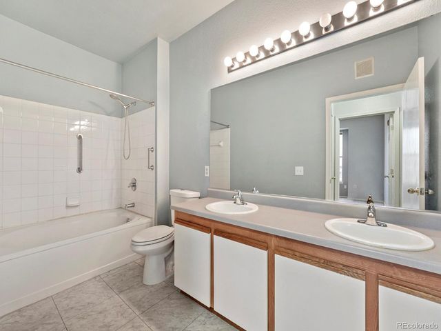 18919 E Warren Cir B108, Aurora, CO 80013