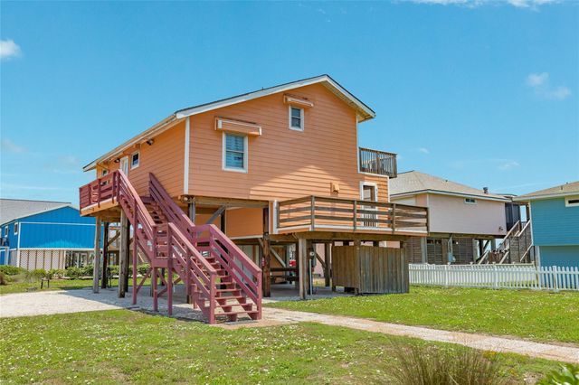 21216 Gulf Drive, Galveston, TX 77554