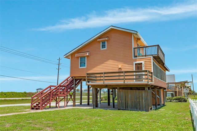 21216 Gulf Drive, Galveston, TX 77554