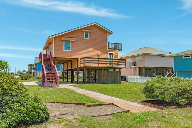 21216 Gulf Drive, Galveston, TX 77554