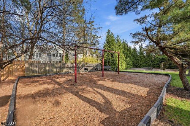 2304 Jamestown Cmn, Hillsborough Twp., NJ 08844