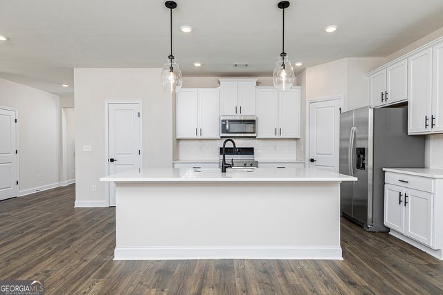 552 Cantrell Drive, Dallas, GA 30157