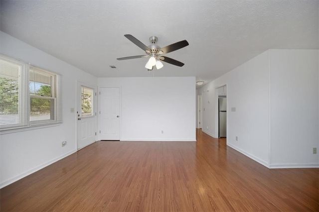 20 Stagg Trce, Social Circle, GA 30025