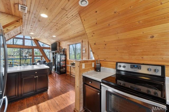 1760 Turrach Drive, Wright City, MO 63390