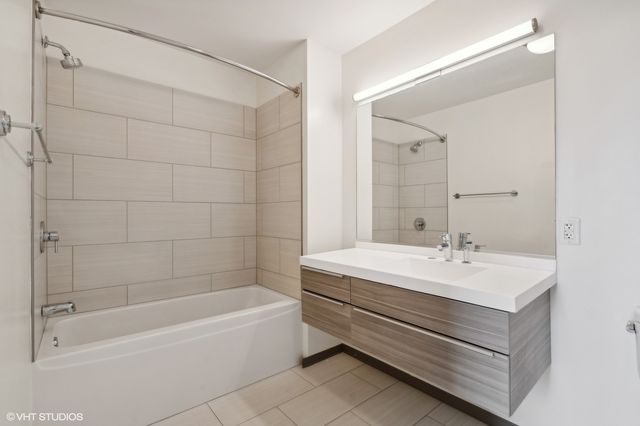 1920 N Milwaukee Avenue 507, Chicago, IL 60647