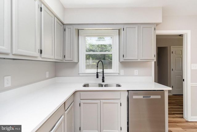 5408 LEE WHITE LN, Fredericksburg, VA 22407