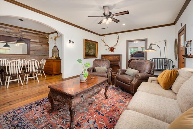 270 Dry Creek RD, Manor, TX 78653