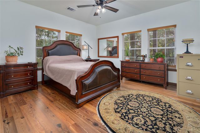 270 Dry Creek RD, Manor, TX 78653