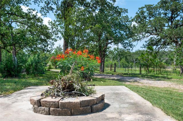 270 Dry Creek RD, Manor, TX 78653