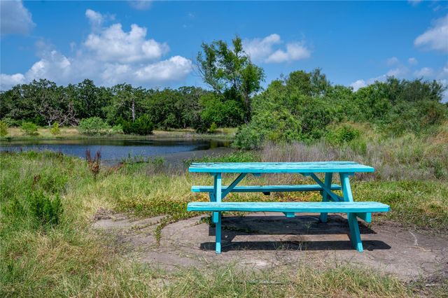 270 Dry Creek RD, Manor, TX 78653