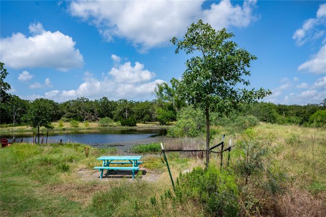 270 Dry Creek RD, Manor, TX 78653