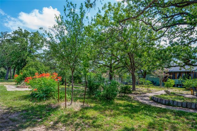 270 Dry Creek RD, Manor, TX 78653