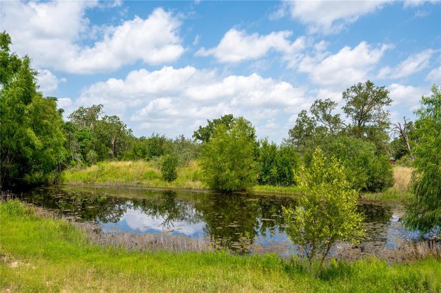 270 Dry Creek RD, Manor, TX 78653