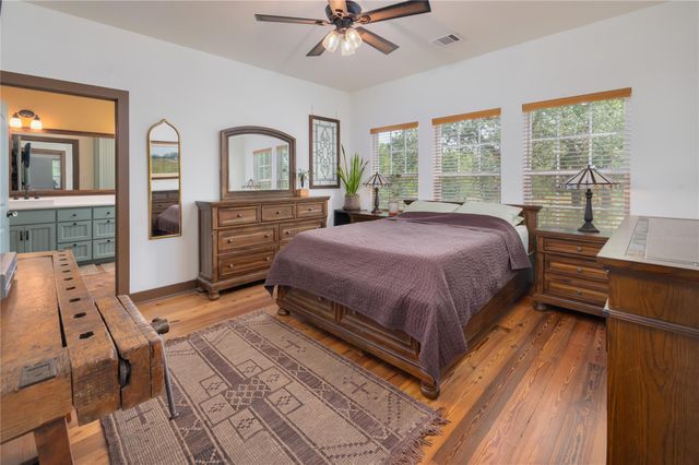 270 Dry Creek RD, Manor, TX 78653