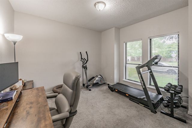 825 Ashmount Lane, Arlington, TX 76017