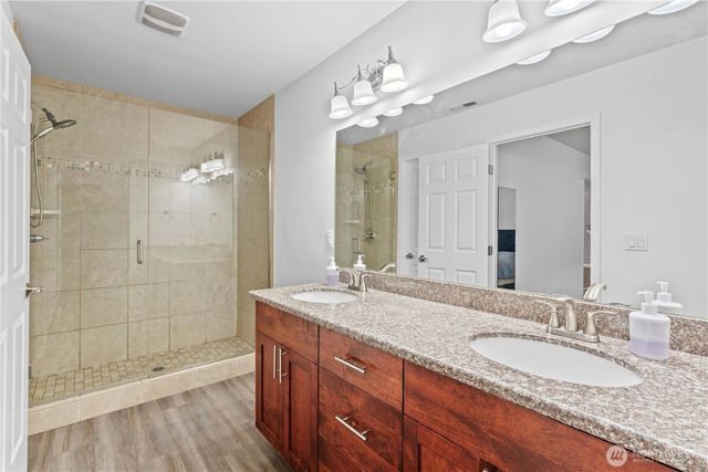 11831 93rd Avenue Ct E, Puyallup, WA 98373