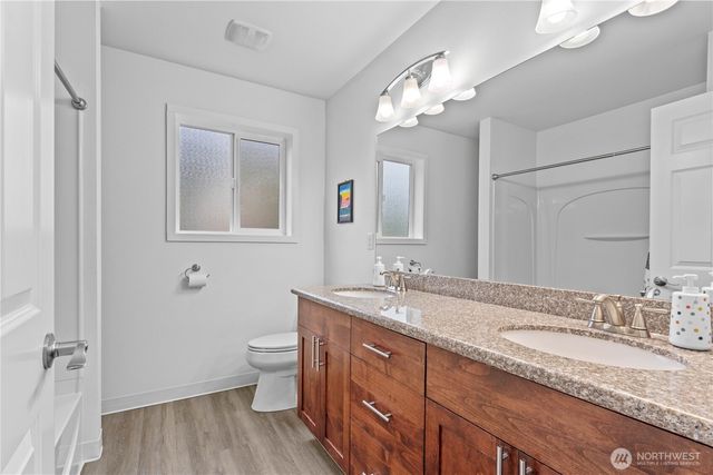 11831 93rd Avenue Ct E, Puyallup, WA 98373