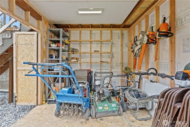 11831 93rd Avenue Ct E, Puyallup, WA 98373