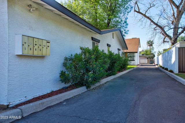 2215 W AUGUSTA Avenue 104, Phoenix, AZ 85021