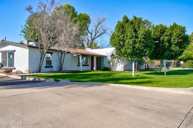 2215 W AUGUSTA Avenue 104, Phoenix, AZ 85021