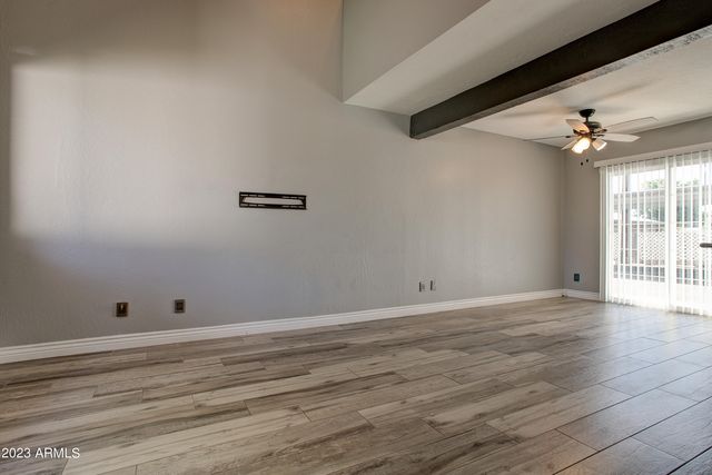 2215 W AUGUSTA Avenue 104, Phoenix, AZ 85021