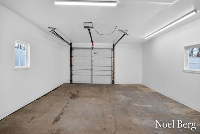 3474 Mccracken Street, Norton Shores City, MI 49441