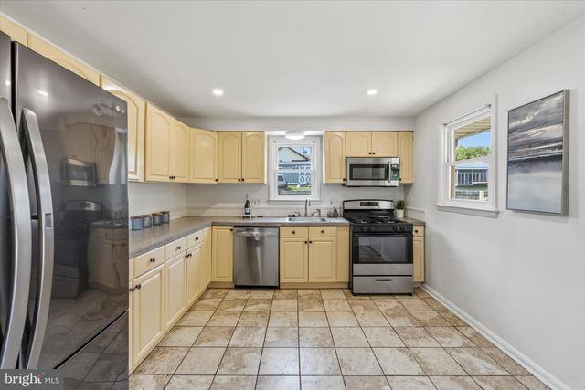 3418 E JOPPA RD, Parkville, MD 21234
