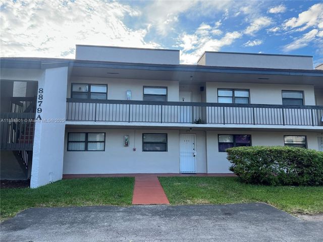 8879A Fontainebleau Blvd 105, Miami, FL 33172