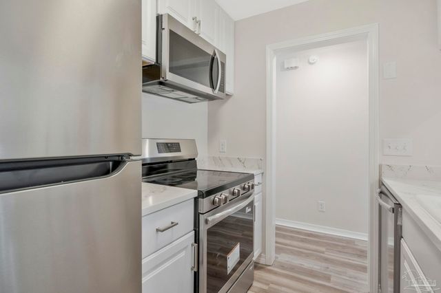 4221 Brookside Dr, Pensacola, FL 32503