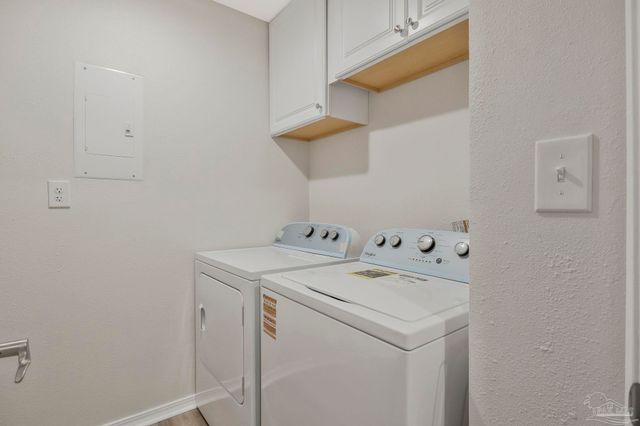 4221 Brookside Dr, Pensacola, FL 32503
