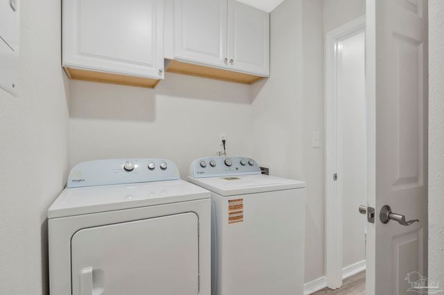 4221 Brookside Dr, Pensacola, FL 32503