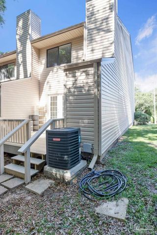 4221 Brookside Dr, Pensacola, FL 32503