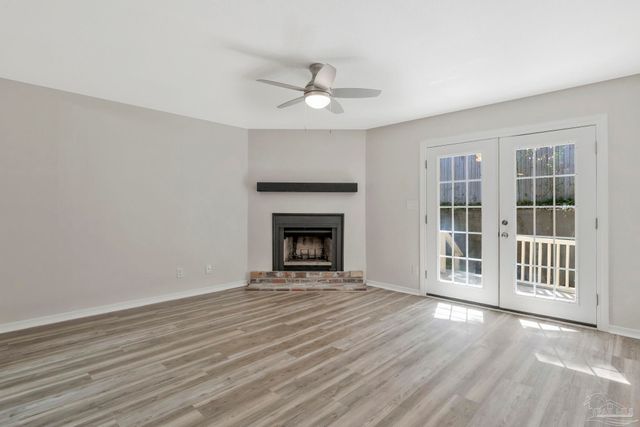4221 Brookside Dr, Pensacola, FL 32503