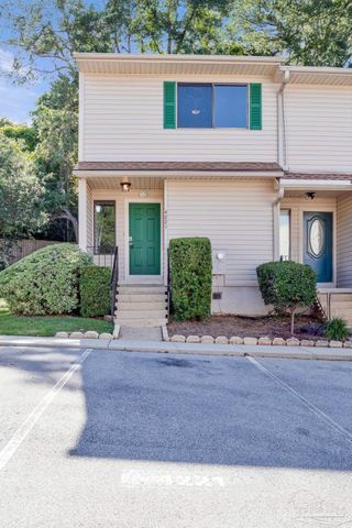 4221 Brookside Dr, Pensacola, FL 32503