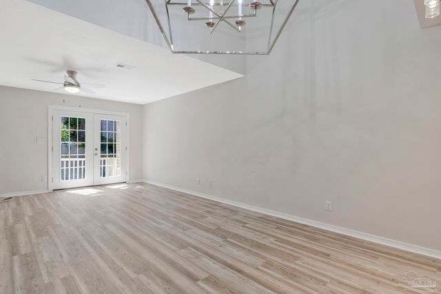 4221 Brookside Dr, Pensacola, FL 32503