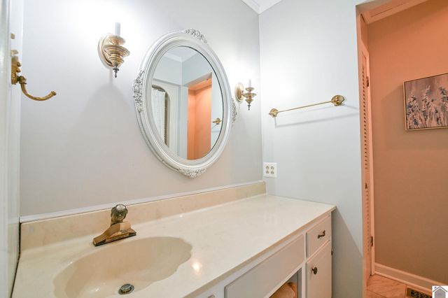165 Myrna Drive, Paducah, KY 42003