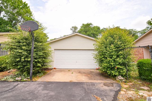 165 Myrna Drive, Paducah, KY 42003