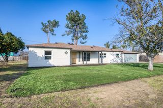 5561 E Indianapolis Avenue, Fresno, CA 93727