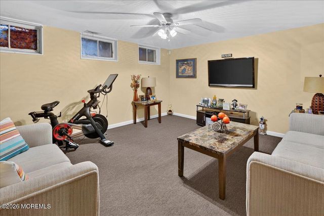 11 Brown Court, Parlin, NJ 08859