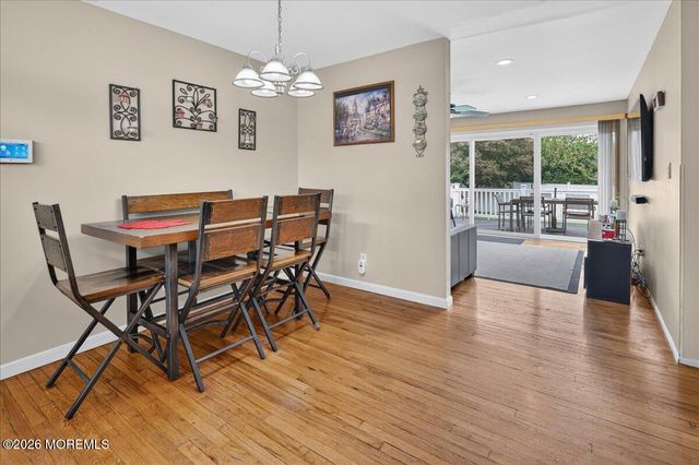 11 Brown Court, Parlin, NJ 08859