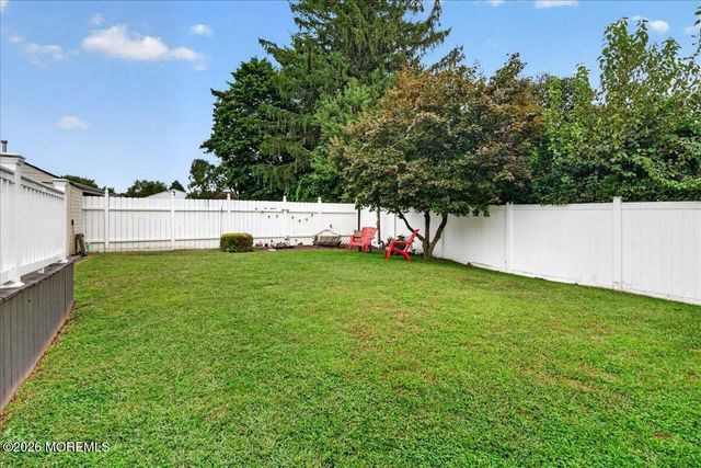 11 Brown Court, Parlin, NJ 08859